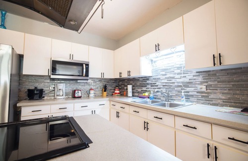 Isabela Villa | Beach condo with Pool and Ocean View