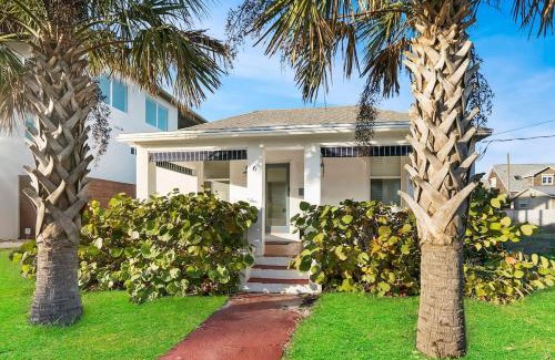 St. Augustine Beach House | Beach Cottage! 100 Steps to the Sand, Pets OK, Private Deck!