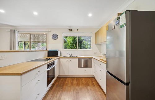 Safety Beach House | Beach Cottage