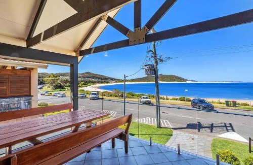 Fingal Bay House | Beach Duplex 72 Marine Dr - Fingal Bay
