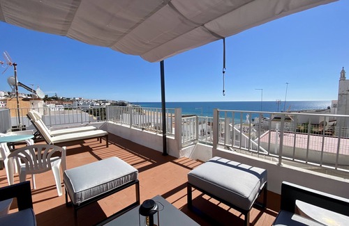Albufeira Old Town Apartment | Beach Flat w/Terrace 3 Beds Entire Apartment