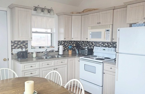 Nail Pond House | Beach Front 3 bedroom vacation home in Tignish