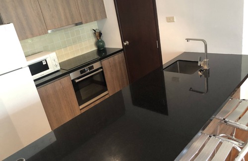 Nong Kae Apartment | Beach Front Condo with Spectacular Ocean