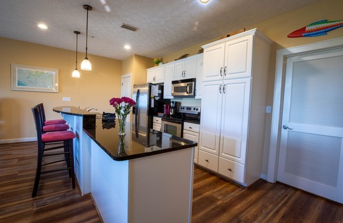 Cape San Blas Condo | Beach front Condo with stunning views, community pool, elevator, beach gear!