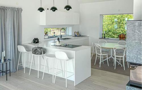 Osteraker Municipality House | Beach Front Home In Åkersberga With Sauna