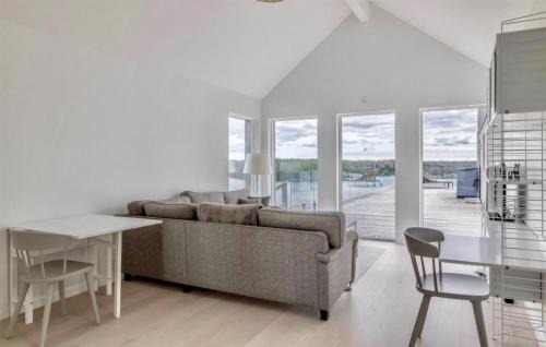 Osteraker Municipality House | Beach Front Home In Åkersberga With Sauna
