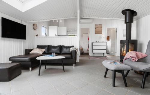 Hjørring House | Beach Front Home In Hjørring With Sauna