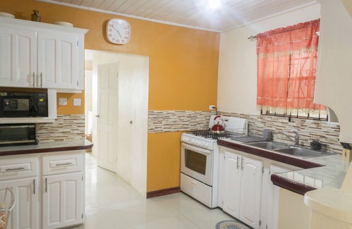 Mullins Cottage | Beach Front Property Barbados