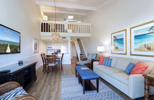 Captiva Condo | Beach Front, Two Bedroom Condo with Loft! South Seas Beach Villa 2237
