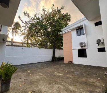 Iloilo Apartment | Beach Front Villa Arevalo