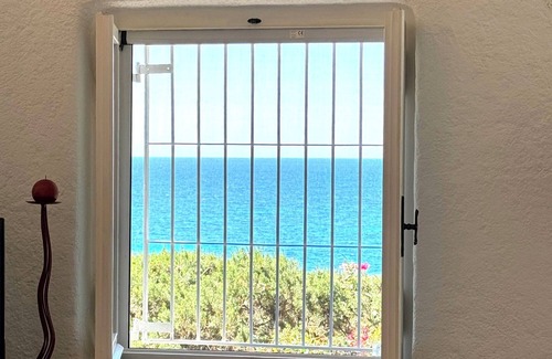 Torre delle Stelle Villa | Beach front Villa with Infinity Pool