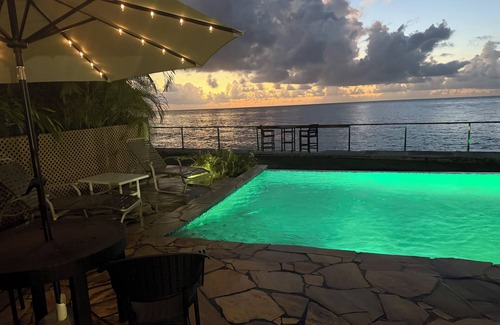 Black Rock Apartment | Beach front, with infinity pool.