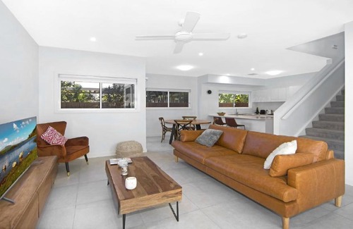 Ettalong Beach House | Beach Getaway Ettalong Beach