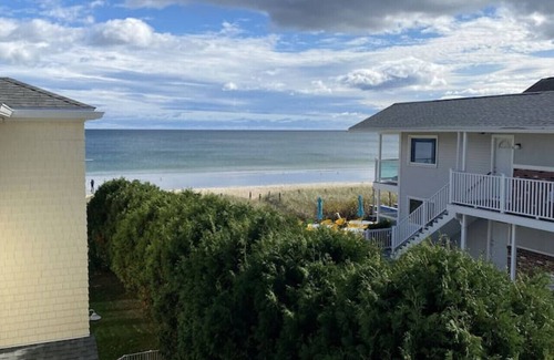 Old Orchard Beach Apartment | Beach Getaway: 5BR Home Near Attractions