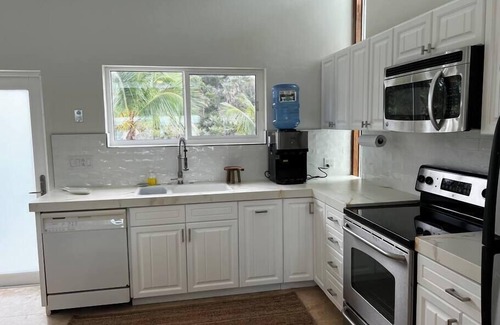 South Palmetto Point House | Beach House on cove of Ten Bay Beach