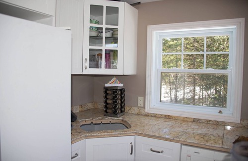 Manitoulin District Cottage | Beach house on Square Bay