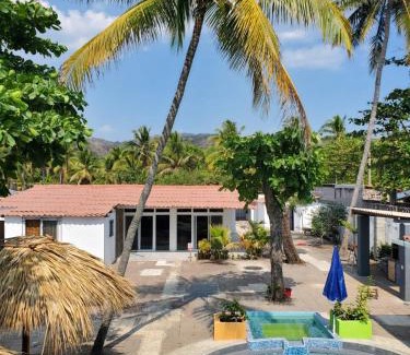 La Libertad House | Beach house playa san diego