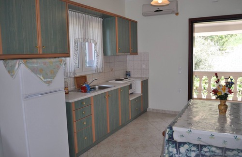 Sinarades Apartment | Beach house Tolis Pelekas Beach Corfu