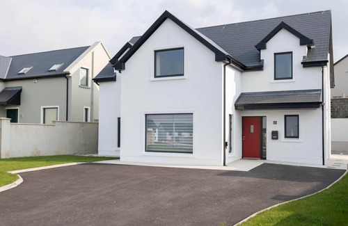 Lahinch House | Beach House - Unwind in Lahinch!