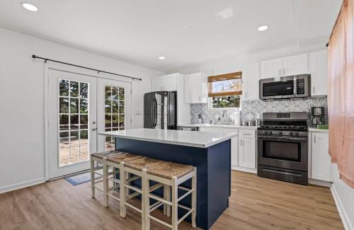 Keansburg Apartment | Beach house