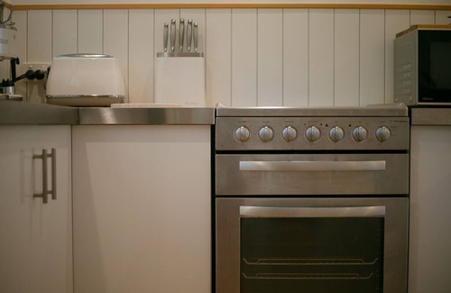 Port Douglas Apartment | ♥ Beach-Inspired Apartment for Seafarers at Heart ♥