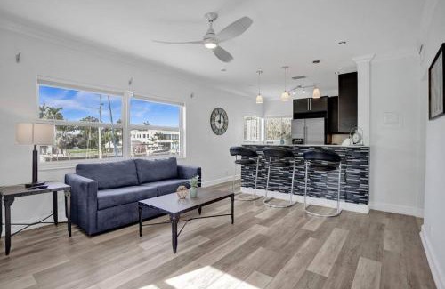 Hendricks and Venice Isles Apartment | Beach Isles Modern 1BR Apartment in Fort Lauderdale