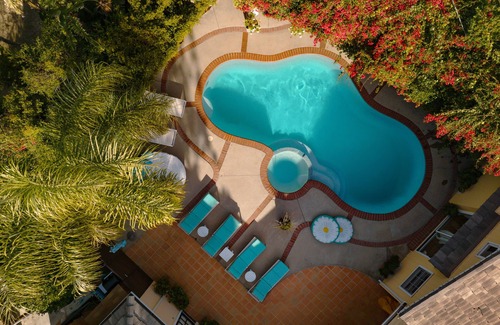 Woodland Hills House | Beach & Mtns & city-private oasis, pool, jacuzzi under the stars