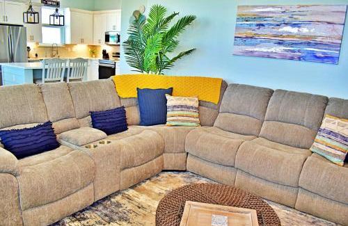 Surfside Beach House | Beach Please