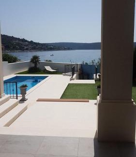 Sevid Villa | Beach Residence MSJ