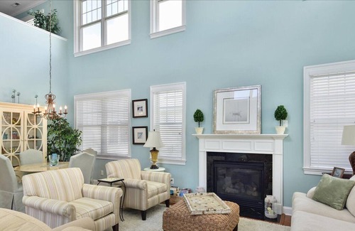 The Commons House | Beach Retreat at Bayside!