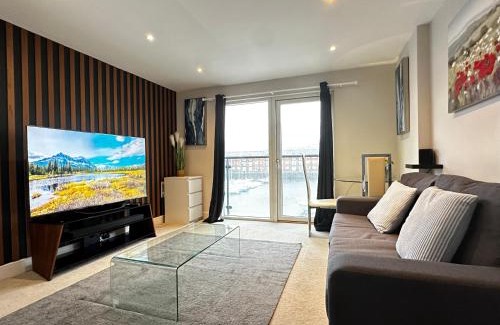 Castle Apartment | Beach Side APT with Home Cinema