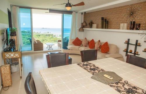 Playa Blanca Apartment | Beach Side Escape-Playa Blanca