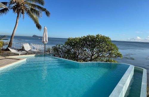 Grand Gaube Villa | BEACH VILLA ROCCA