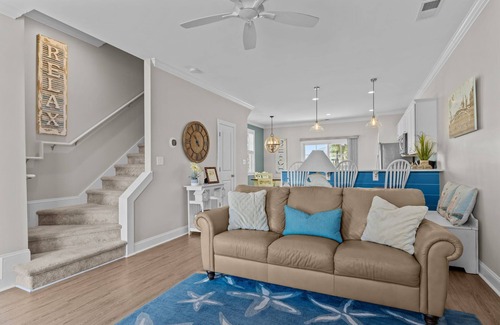 Atlantic Beach Villa | Beach Villa with Tropical Pool