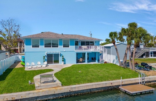 Laurel House | Beach Water Front Condo