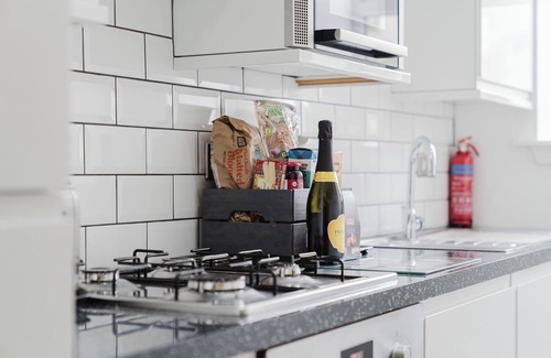 Spittal Apartment | Beach Way, stylish apartment close to the beach