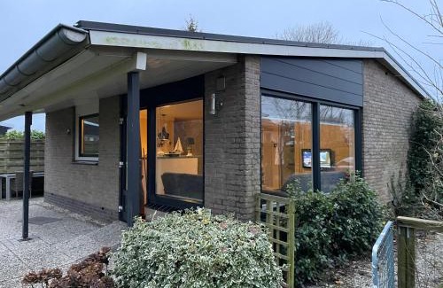 Lemmer House | Beachbungalow Park Iselmar 39 aan Ijsselmeer bungalow 26