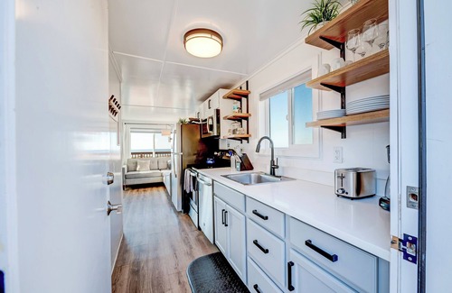 Yachats House | Beachcomber: Beachfront Escape Unit #4
