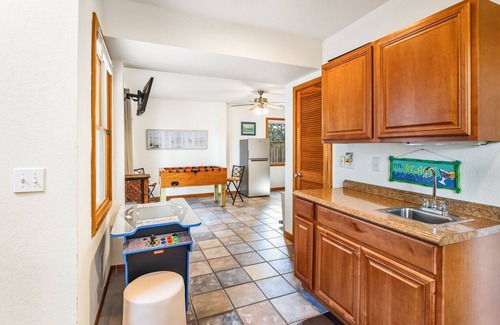 Ocean Sands House | Beached & Lovin' It | Pool, Game Room & Screened Porch