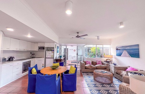 Wongaling Beach Apartment | Beaches Apt 2 Beachfront