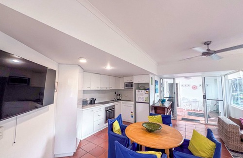 Wongaling Beach Apartment | Beaches Apt 2 Beachfront