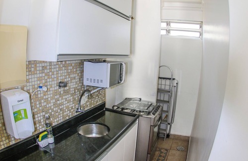 Tombo Apartment | Beachfront - 3 bedrooms + air conditioning, 2 bathrooms, living room, kitchen, 1 garage, Wi-Fi and bed linen