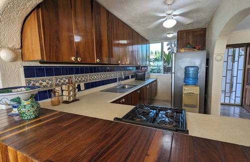 Manzanillo Condo | Beachfront 3 BR 2BA Condominium