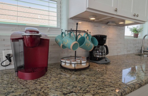 Port Bolivar House | Beachfront 5BR | Hot Tub, Game Room, Mini Golf & More