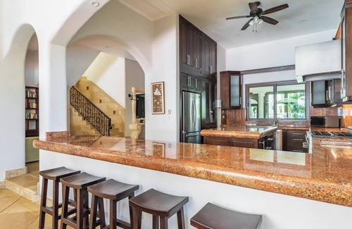 Soliman Bay Villa | Beachfront 6BR Sueno Del Mar: Pool & Chef Service