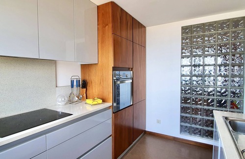 Vila Cha Apartment | Beachfront Apartment - By the SEA
