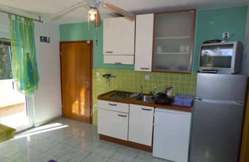 Ivan Dolac Apartment | Beachfront Apartments Plaža - Two Bedroom Apartment A2