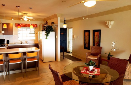 St. Lawrence Gap Condo | Beachfront Apartment in St. Lawrence Gap - Close To Your Every Need