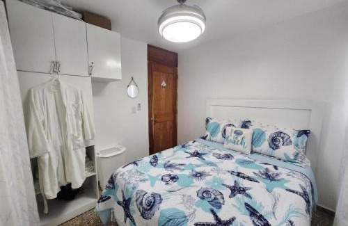 Paraiso Apartment | Beachfront Apartment, Quiet 4 Beds, 1 Bath, AC, Wi-Fi, Hot Water, in Paraiso near Los Patos