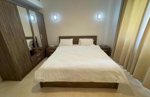 Salalah Apartment | Beachfront Apartment with Pool & Stunning View